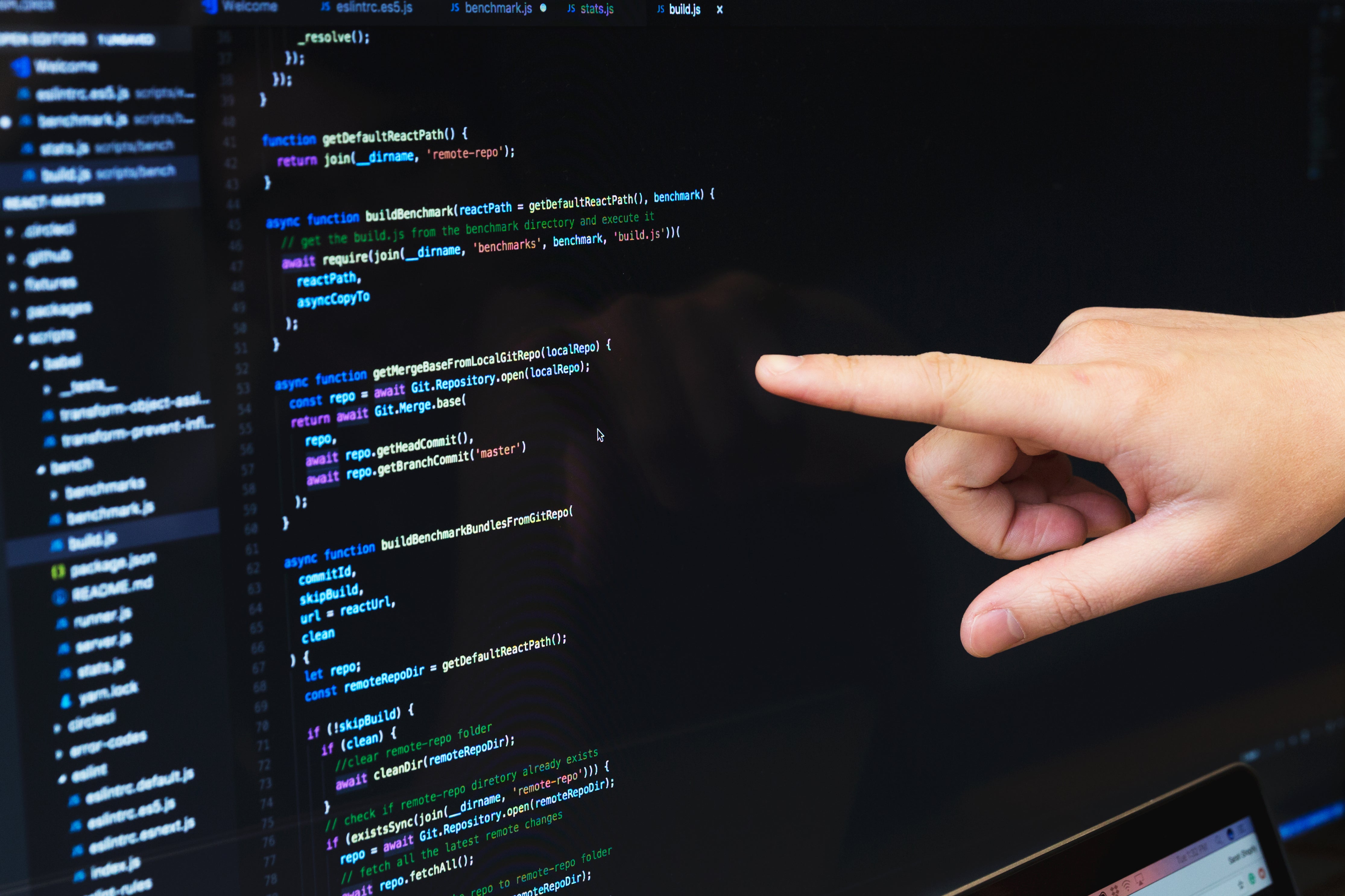 JavaScript code on screen
